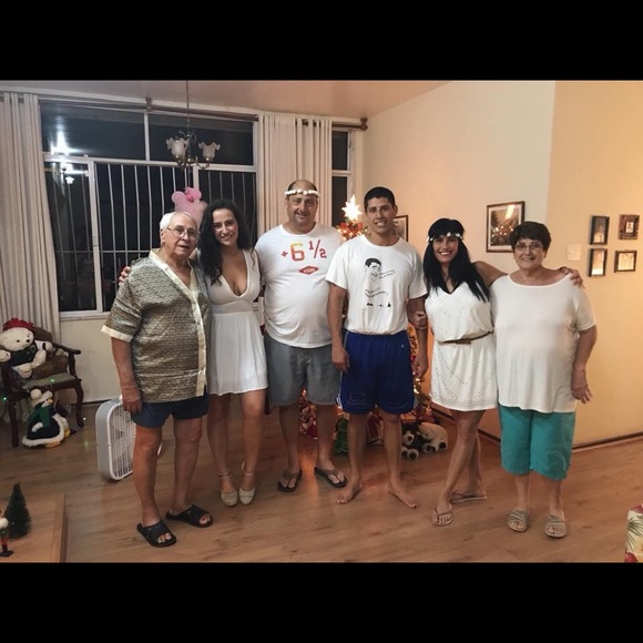 Meet your Posher, Monica - Picture 6 of 8